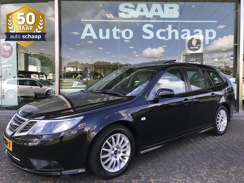 Zwart Gebruikt 2010 Saab 9-3 Stationwagen | € 5.450 (Eerlijke prijs) - Afbeelding 1/4