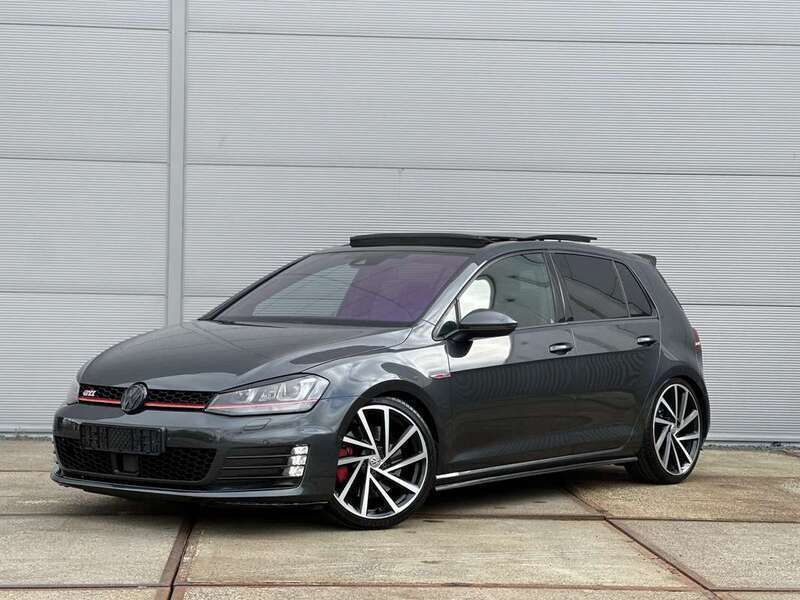 Zwart Gebruikt 2016 VW Golf VII GTI Stationwagen | € 18.999 (Eerlijke prijs) - Afbeelding 1/4