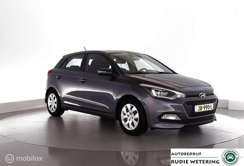 Grijs Gebruikt 2016 Hyundai i20 Hatchback | € 8.950 (Eerlijke prijs) - Afbeelding 1/4