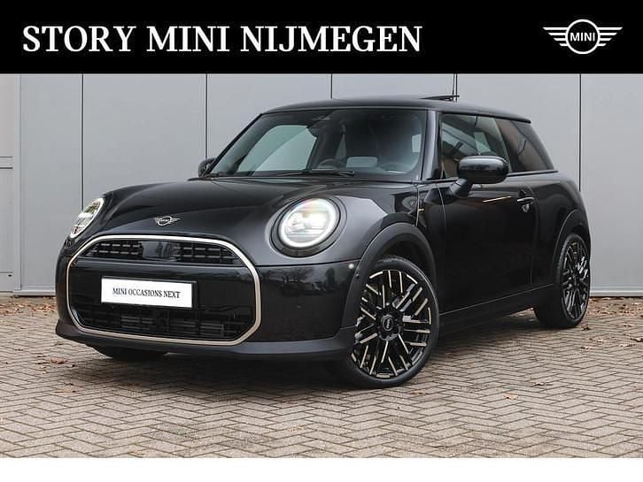 Nieuw Mini Cooper Favoured 114 kW (156 PK) 2025 Hatchback