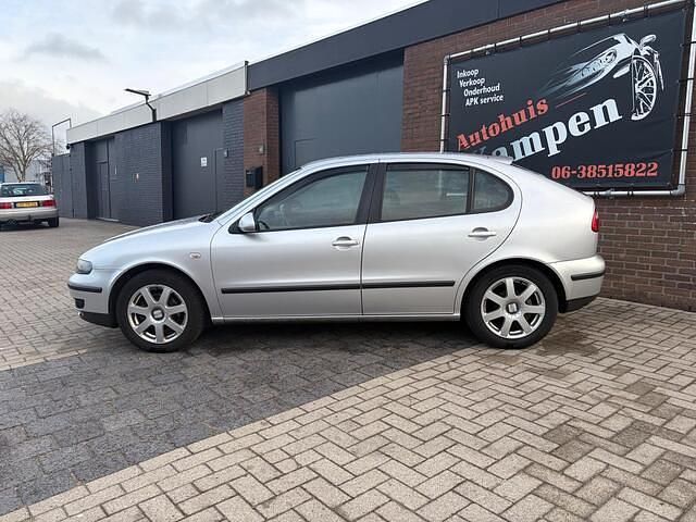 Occasion Seat Leon 125 PK (91 kW) 2004 Grijs Hatchback