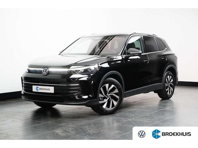 Zwart Occasion 2025 VW Tiguan Edition SUV | € 44.800 (Eerlijke prijs) - Afbeelding 1/4