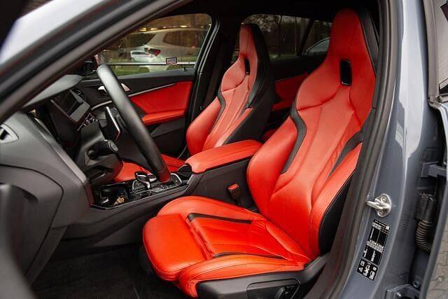 Occasion BMW M135 Executive 306 PK (225 kW) 2020 Grijs Hatchback