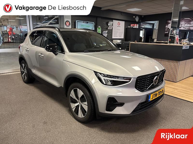 Occasion Volvo XC40 Plus 129 PK (94 kW) 2026 Grijs SUV