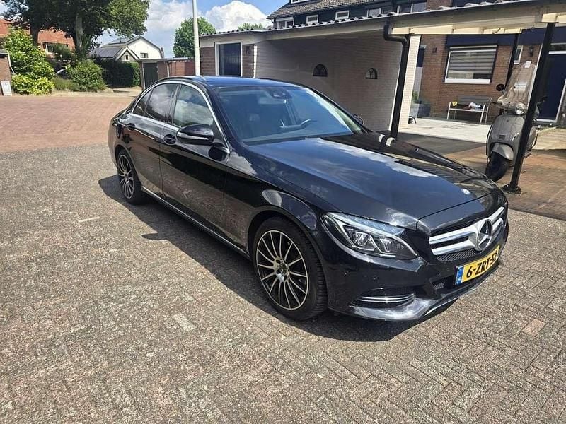 Zwart Gebruikt 2014 Mercedes C200 Prestige Sedan | € 17.995 (Eerlijke prijs) - Afbeelding 1/4