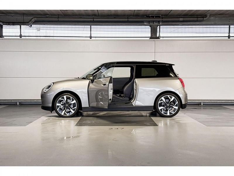 Occasion Mini Cooper SE 160 kW (218 PK) 2025 Melting silver iii Hatchback
