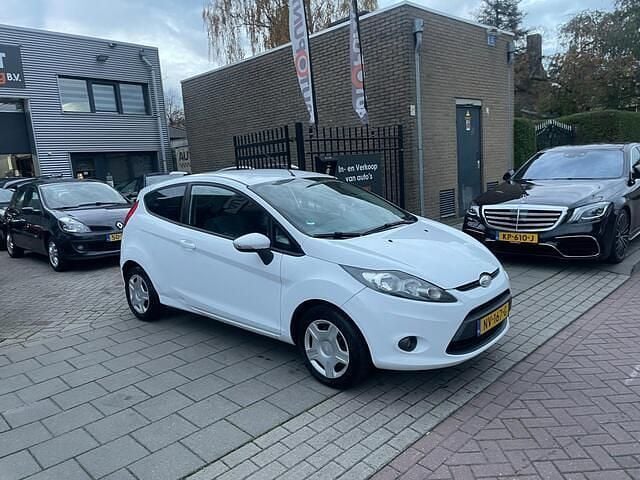 Occasion Ford Fiesta Trend 82 PK (60 kW) 2010 Wit Hatchback