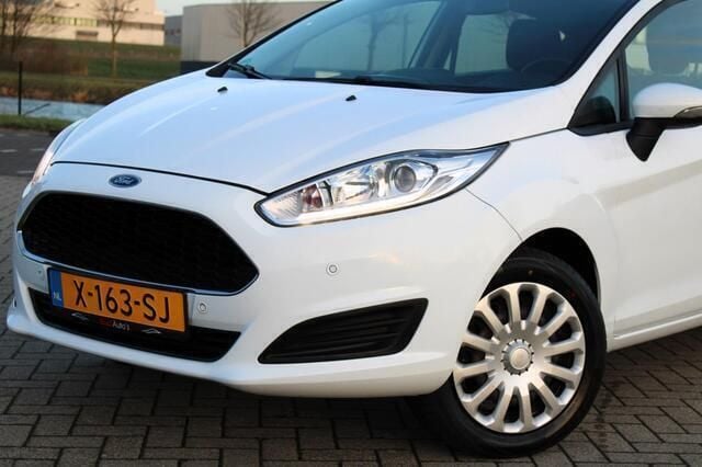 Occasion Ford Fiesta Style 80 PK (58 kW) 2017 Wit Hatchback