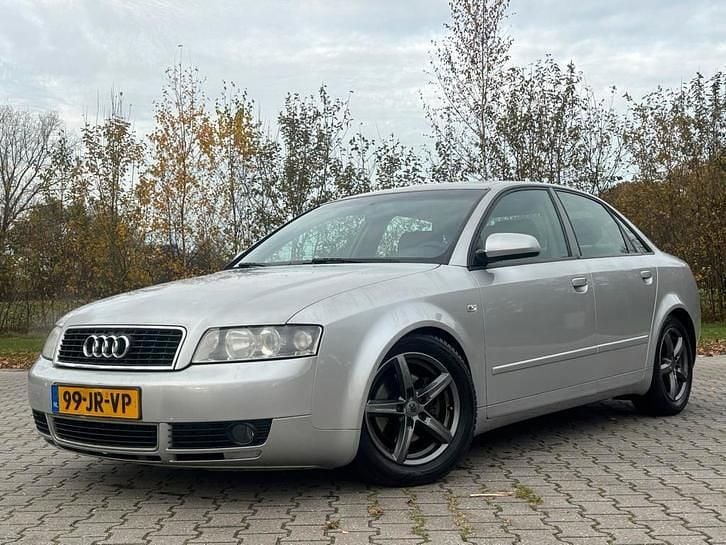 Gebruikt 2002 Audi A4 Sedan | € 1.750 (Eerlijke prijs) - Afbeelding 1/4