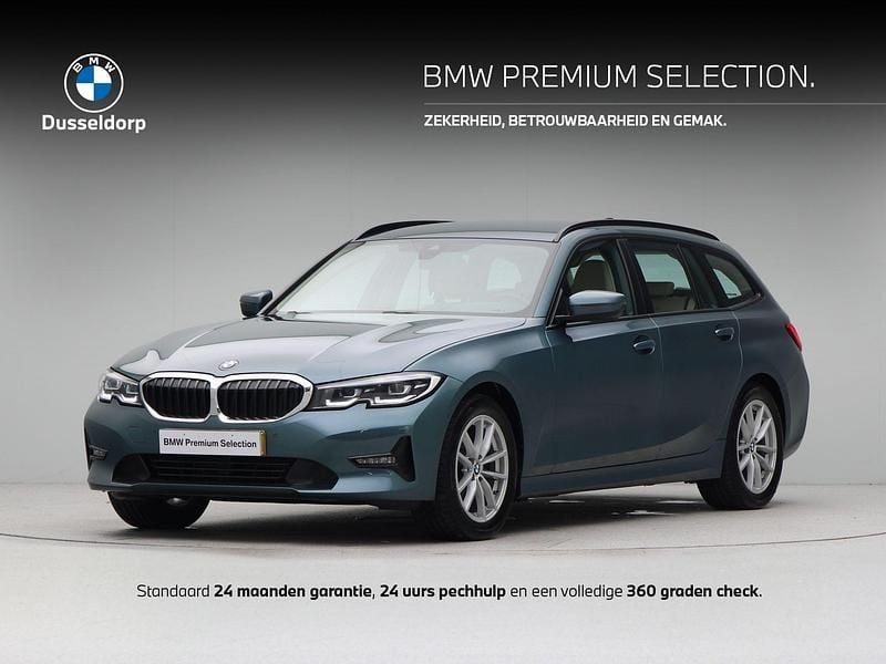 Blauw Gebruikt 2020 BMW 320 Executive Stationwagen | € 28.950 (Super prijs) - Afbeelding 1/4