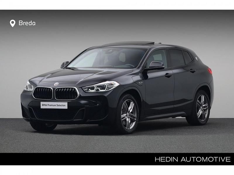 Saphirschwarz metallic (donker zwart metallic) Gebruikt 2022 BMW X2 Comfort Edition SUV | € 34.880 (Eerlijke prijs) - Afbeelding 1/4