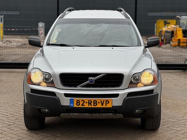Occasion Volvo XC90 Momentum 210 PK (154 kW) 2005 Grijs (metallic) SUV