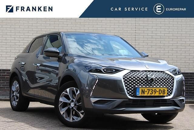 Grijs Gebruikt 2020 DS Automobiles DS3 Crossback E-Tense Performance Line Plus SUV | € 16.400 (Goede deal) - Afbeelding 1/4