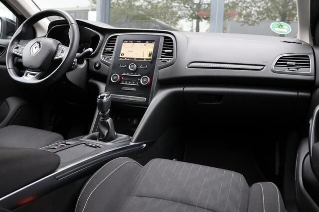 Occasion Renault Mégane GrandTour LIMITED 116 PK (85 kW) 2020 Wit Stationwagen