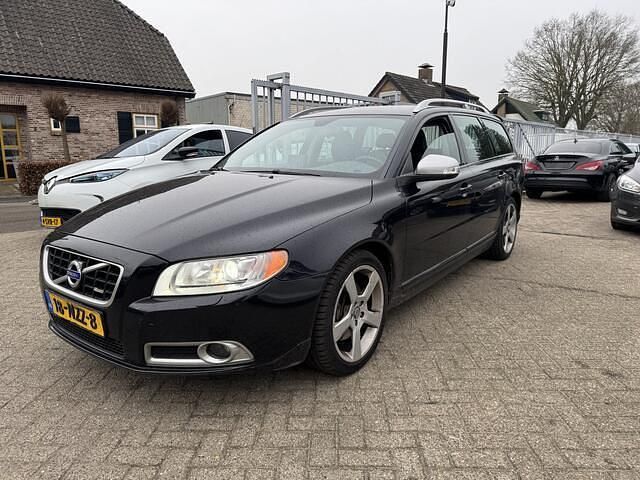 Zwart Occasion 2011 Volvo V70 Stationwagen | € 2.999 - Afbeelding 1/4