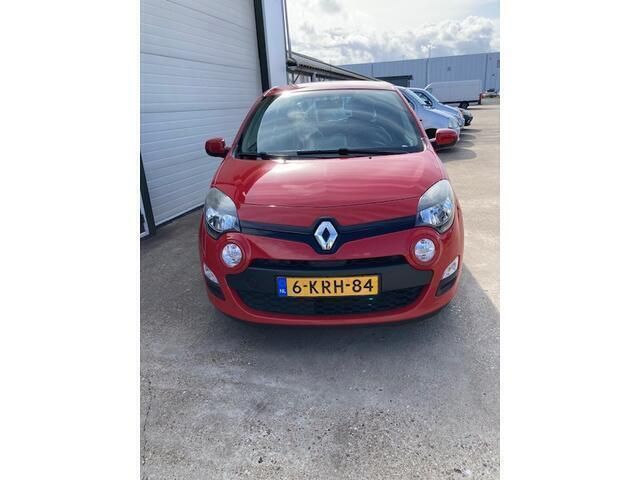 Rood Gebruikt 2013 Renault Twingo Collection Hatchback | € 4.399 (Eerlijke prijs) - Afbeelding 1/4