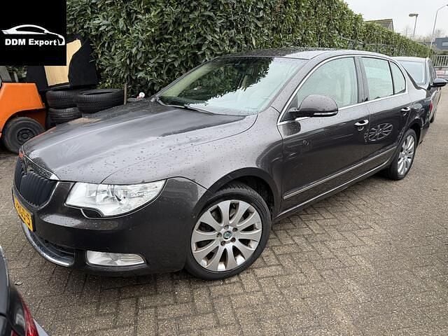 Occasion Skoda Superb Elegance 160 PK (117 kW) 2008 Beige Hatchback