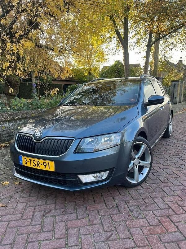 Gebruikt 2014 Skoda Octavia Stationwagen | € 6.250 (Goede deal) - Afbeelding 1/4