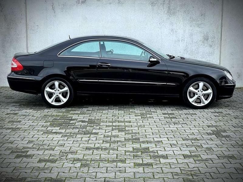 Zwart Gebruikt 2002 Mercedes CLK500 Elegance Coupé | € 7.750 - Afbeelding 1/4