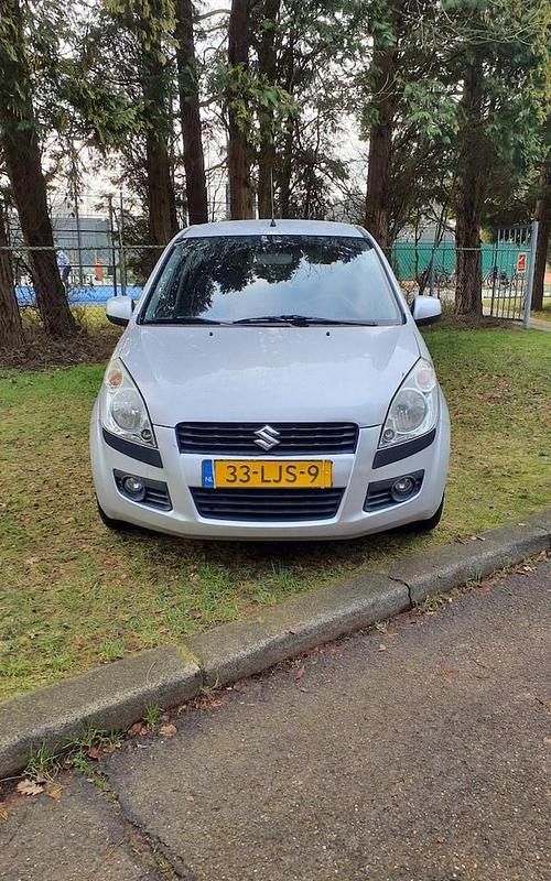 Occasion Suzuki Splash Exclusive 86 PK (63 kW) 2010 Grijs Hatchback