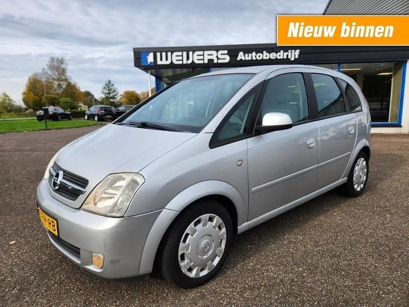 Grijs Gebruikt 2004 Opel Meriva Enjoy MPV | € 1.650 (Eerlijke prijs) - Afbeelding 1/4