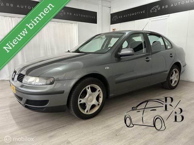 Grijs Gebruikt 2002 Seat Toledo Stella Sedan | € 1.899 (Iets duurder) - Afbeelding 1/4
