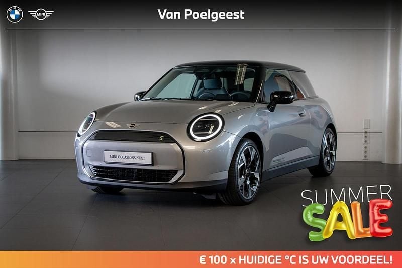Melting silver iii Gebruikt 2024 Mini Cooper SE Comfort Hatchback | € 32.900 (Goede deal) - Afbeelding 1/4