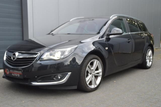 Zwart Gebruikt 2016 Opel Insignia Business Stationwagen | € 6.450 - Afbeelding 1/4
