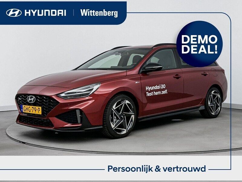 Rood Gebruikt 2024 Hyundai i30 N Line Stationwagen | € 36.900 - Afbeelding 1/4