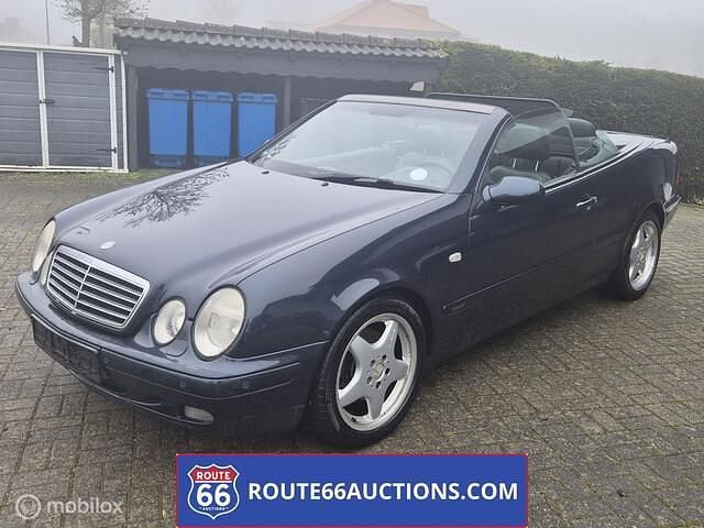 Zwart Occasion 1999 Mercedes CLK320 Cabriolet | € 4.500 - Afbeelding 1/4