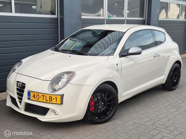 Wit Gebruikt 2010 Alfa Romeo MiTo Quadrifoglio Verde Hatchback | € 7.950 (Iets duurder) - Afbeelding 1/4