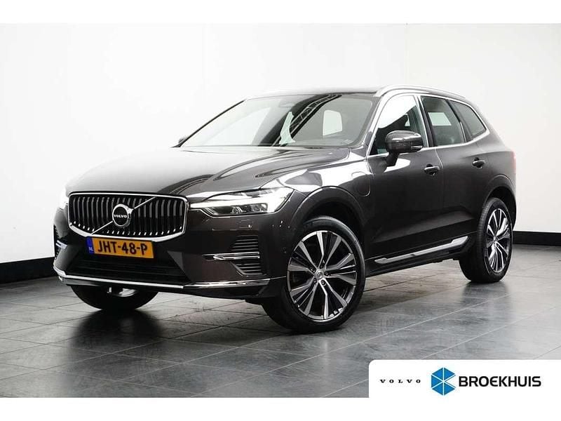 Grijs Gebruikt 2022 Volvo XC60 Inscription SUV | € 43.900 (Eerlijke prijs) - Afbeelding 1/4