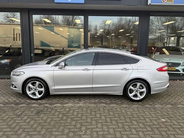 Occasion Ford Mondeo Titanium 161 PK (118 kW) 2018 Grijs Hatchback