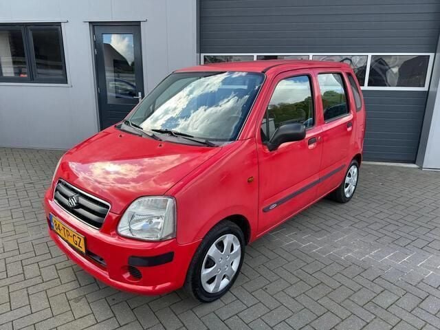 Rood Gebruikt 2006 Suzuki Wagon R Hatchback | € 1.799 (Eerlijke prijs) - Afbeelding 1/4