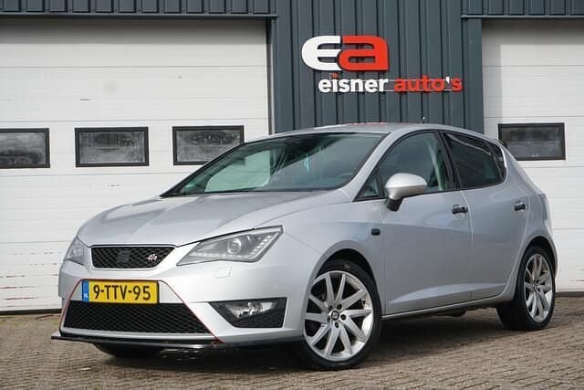 Grijs Gebruikt 2014 Seat Ibiza FR Hatchback | € 6.749 (Eerlijke prijs) - Afbeelding 1/4