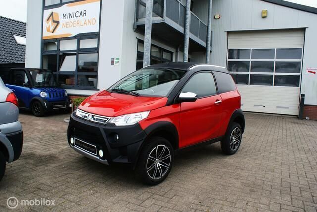 Rood Gebruikt 2019 Aixam Crossover Premium Hatchback | € 12.950 (Eerlijke prijs) - Afbeelding 1/4