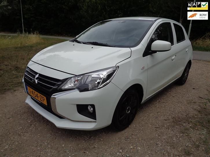 Wit Gebruikt 2020 Mitsubishi Space Star Hatchback | € 8.750 (Eerlijke prijs) - Afbeelding 1/4