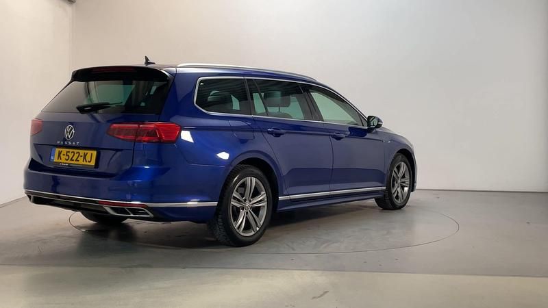 Occasion VW Passat Business+ 150 PK (110 kW) 2021 Blauw Stationwagen
