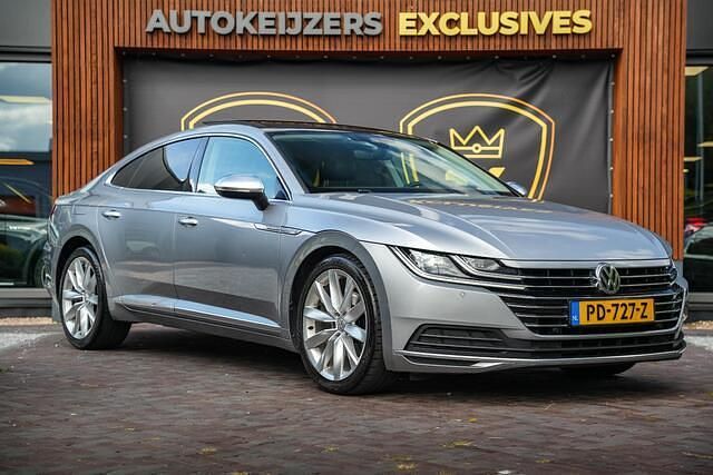 Grijs Gebruikt 2017 VW Arteon Business Hatchback | € 19.900 - Afbeelding 1/4
