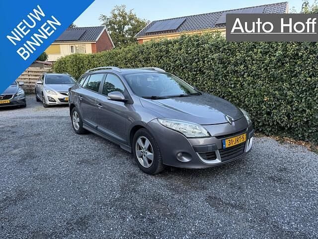 Grijs Gebruikt 2009 Renault Mégane GrandTour Expression Stationwagen | € 3.445 (Eerlijke prijs) - Afbeelding 1/4