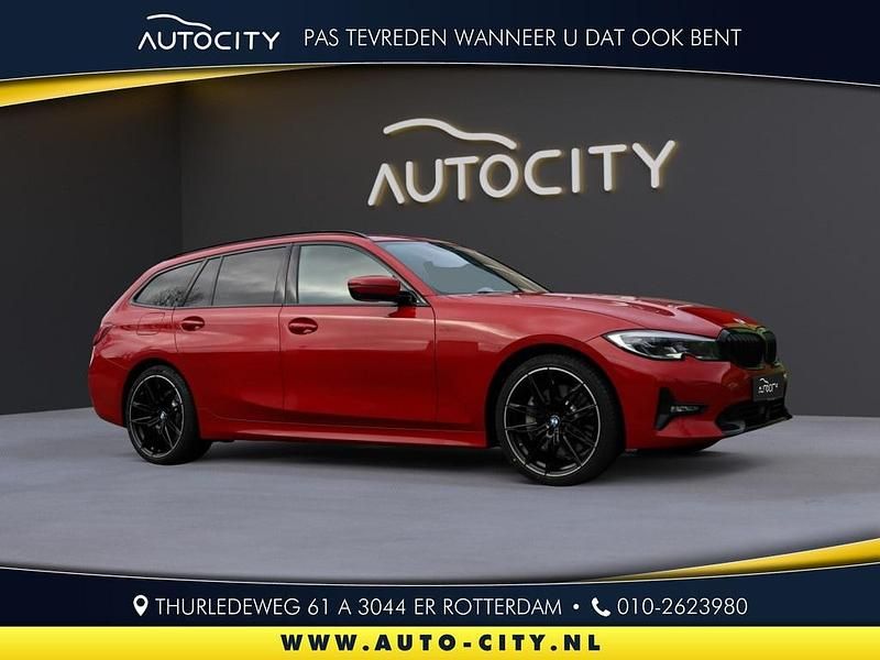 Occasion BMW 330 Sport Line 293 PK (215 kW) 2020 Rood Stationwagen