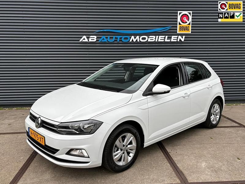 Wit Gebruikt 2020 VW Polo Comfortline Hatchback | € 12.950 (Super prijs) - Afbeelding 1/4