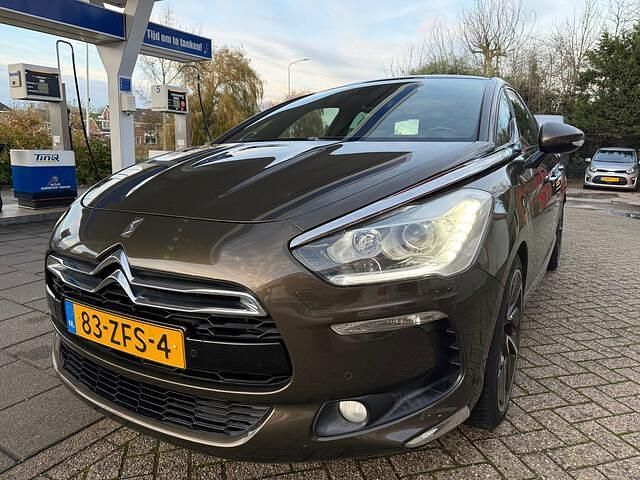 Bruin Gebruikt 2012 Citroën DS5 Sport Chic Hatchback | € 9.250 (Eerlijke prijs) - Afbeelding 1/4