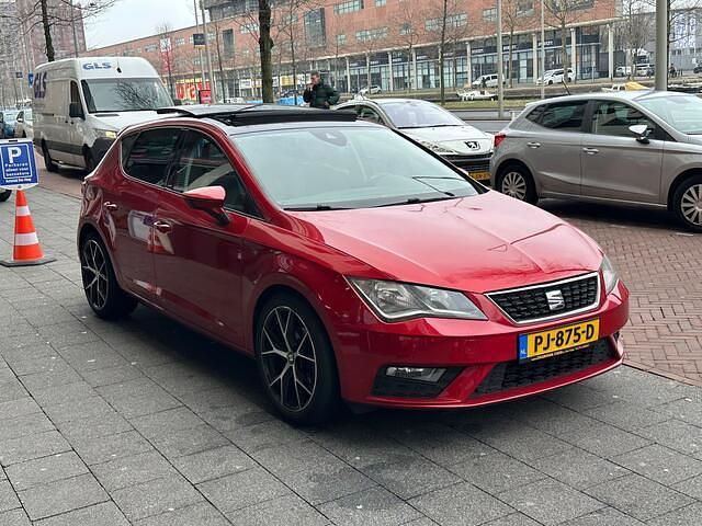 Occasion Seat Leon Business 116 PK (85 kW) 2017 Rood Hatchback