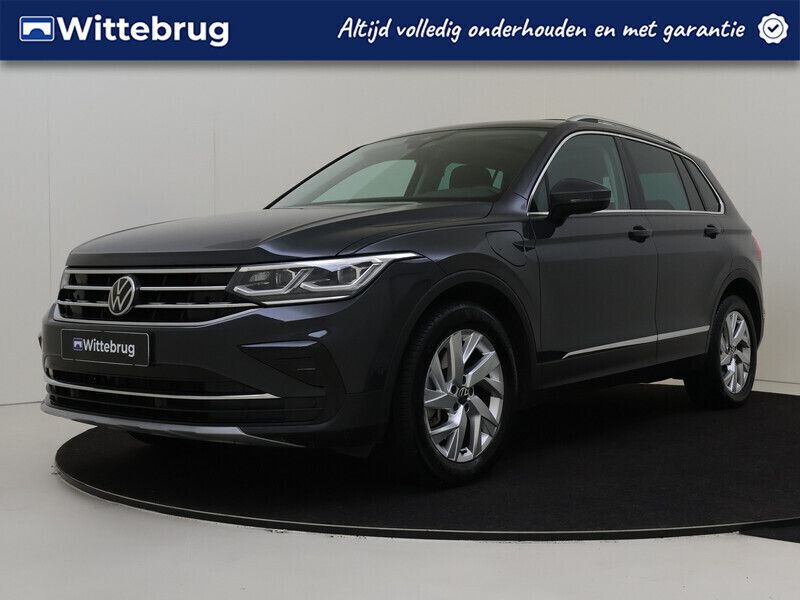 Grijs Gebruikt 2021 VW Tiguan Elegance SUV | € 33.825 (Goede deal) - Afbeelding 1/3