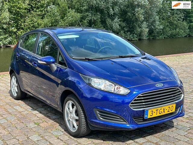 Blauw Gebruikt 2014 Ford Fiesta Style Hatchback | € 5.999 (Eerlijke prijs) - Afbeelding 1/4
