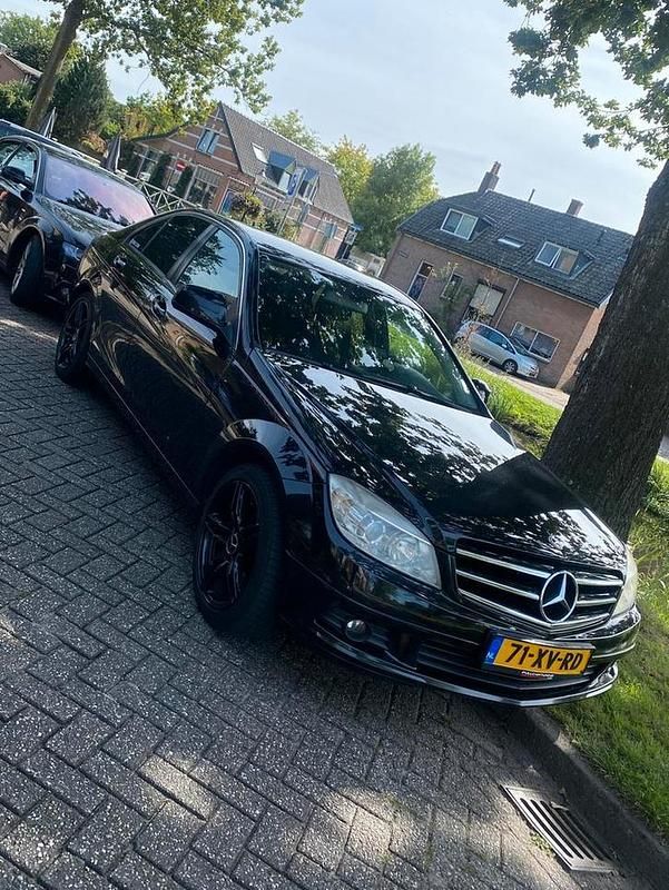 Occasion 2007 Mercedes C280 Sedan | € 6.495 (Eerlijke prijs) - Afbeelding 1/4