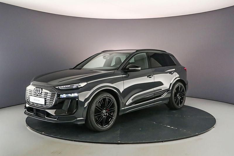 Grijs Nieuw 2025 Audi Q6 e-tron Performance SUV | € 79.950 (Super prijs) - Afbeelding 1/4