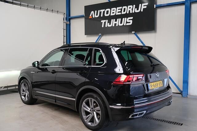 Occasion VW Tiguan R-line 150 PK (110 kW) 2022 Zwart (metallic) SUV