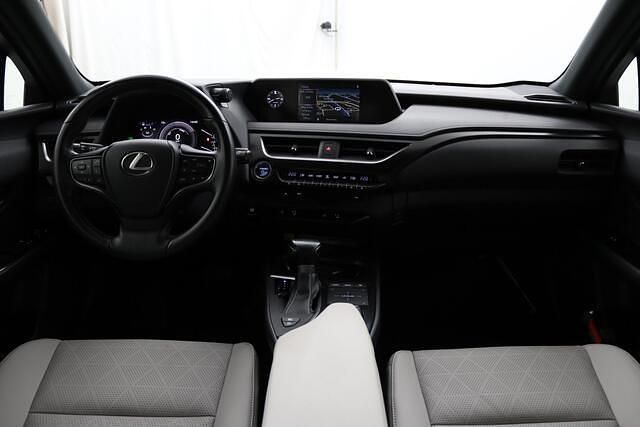 Occasion Lexus UX 250h Luxury Line 184 PK (135 kW) 2022 Grijs SUV